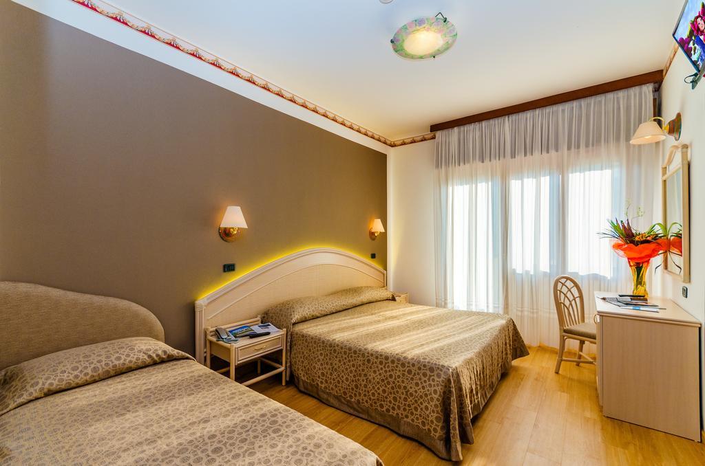 Hotel Europa Bibione Pokój zdjęcie